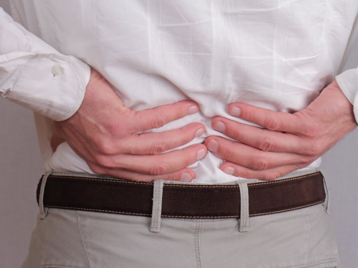 Douleurs au dos, aux lombes et aux reins